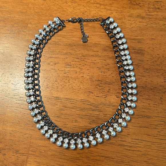 Women’s short dressy silver necklace - Picture 5 of 5